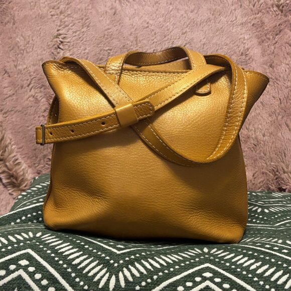 Portland Leather Goods PLG UNICORN Honeycomb gold Zippered Mini Crossbody Tote - Picture 4 of 15